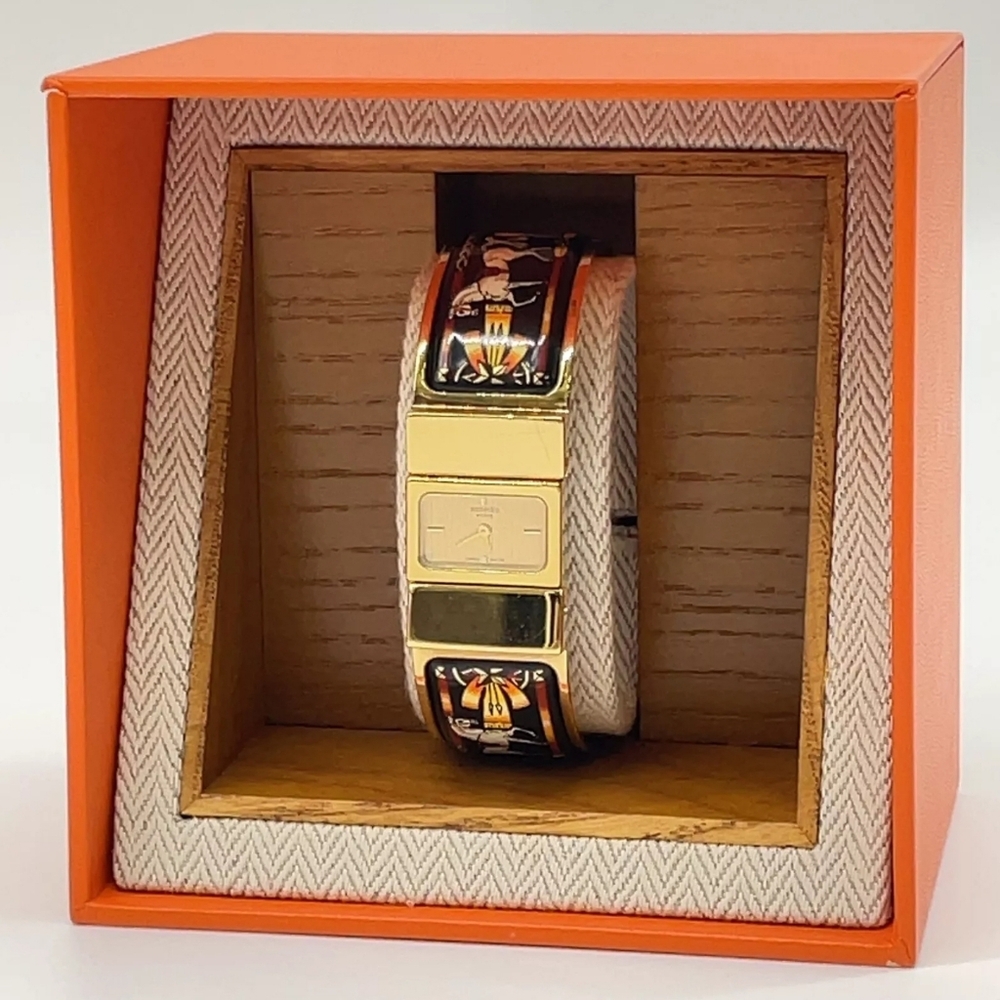 💜 Hermes Loke Gold Color L01.201  Square Quartz Watch W/Box/Card Like New - Picture 5 of 13